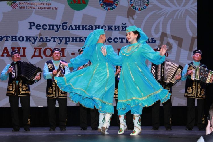 Лауреатам фестиваля «Наш дом — Татарстан» выплатят 400 тыс. рублей