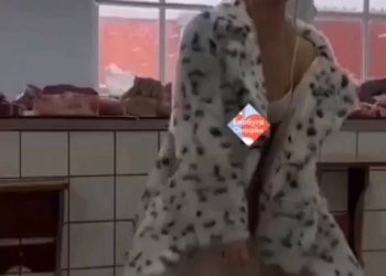 Известная блогерша устроила обнаженную фотосессию на рынке в Елабуге