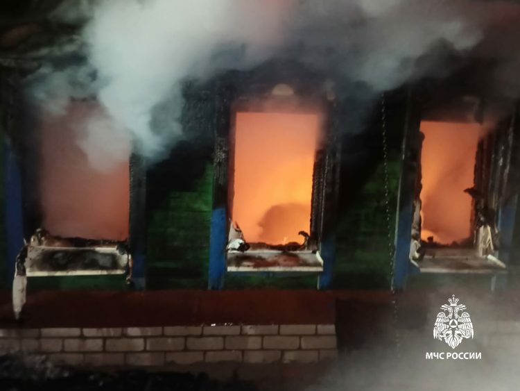 В Лаишевском районе мужчина погиб при пожаре в частном доме