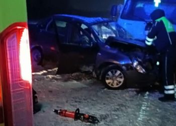 Пассажирка Lada скончалась после столкновения с грузовиком на трассе в Мензелинском районе