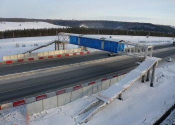 В Татарстане на трассе М7 установили 13 надземных пешеходных переходов