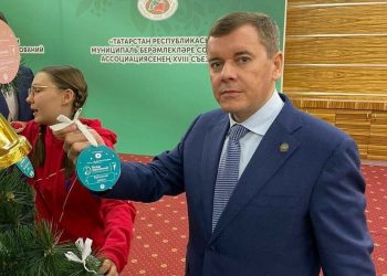 Зяббаров исполнил мечты пяти юных жителей Татарстана