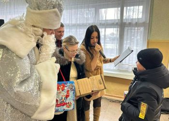 Минниханов поблагодарил татарстанцев за участие в «Елке желаний»