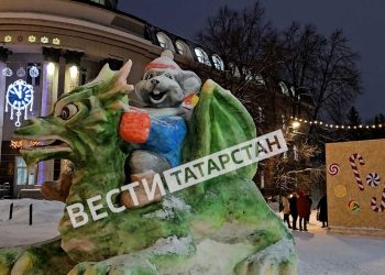 Для создания снежного дракона в Бугульме понадобилось 25 «КАМАЗов» снега