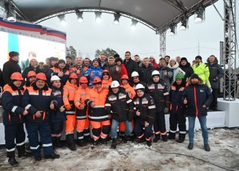 Минниханов поблагодарил строителей за быстрое возведение трассы М12