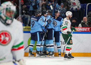 «Ак Барс» уступил «Сибири» со счетом 2:4