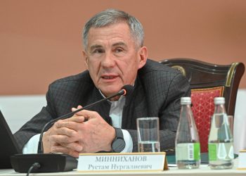 Минниханов: «Важно понимать, кого мы показываем детям»