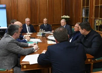 Минниханов встретился с гендиректором холдинга «Промышленные технологии»