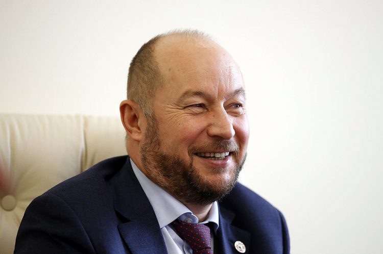 Руководитель Администрации Раиса РТ поздравил журналистов с Днем российской печати