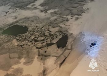 В Казани двое мужчин провалились под лед