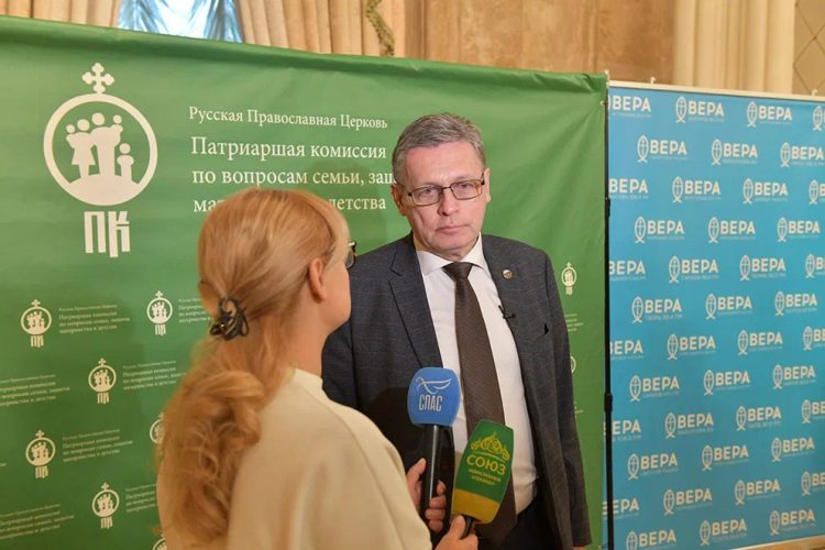 Рифат Сабитов награжден Благодарностью Патриаршей комиссии РПЦ