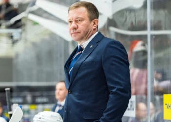 На главного тренера ХК «Нефтехимик» напали в Нижнекамске