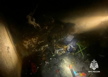 Новогодняя гирлянда стала причиной пожара в Альметьевске