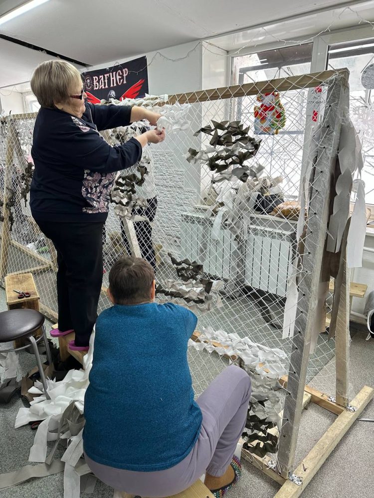 Волонтеры из Челнов призвали горожан помочь в плетении маскировочных сетей