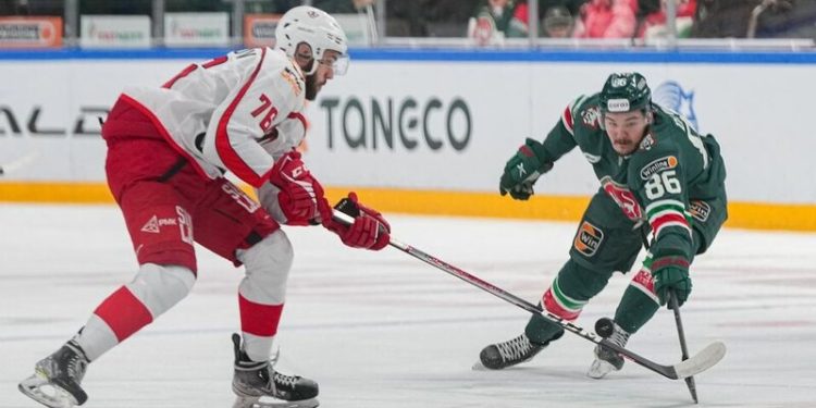 «Ак Барс» обыграл «Автомобилиста»  со счетом 2:1