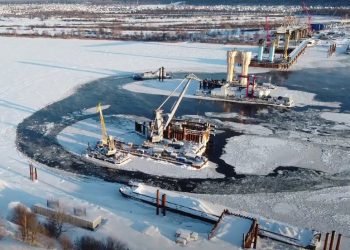 На мосту через Каму готовятся к третьему этапу надвижки пролетного строения