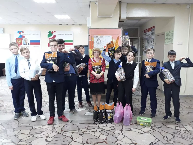 Школьники из РТ по нацпроекту сдали на утилизацию более 20 тонн батареек