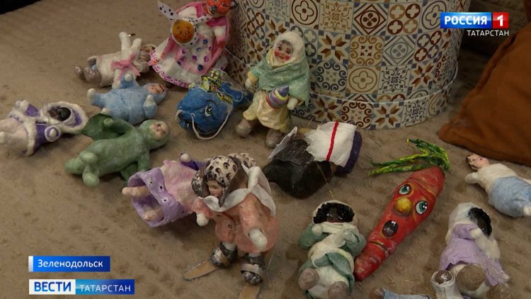 Жительница Зеленодольска возрождает игрушки из советского прошлого