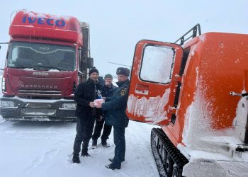 Шалинская школа оказала помощь сотрудникам МЧС, ГИБДД и водителям, застрявшим на М7