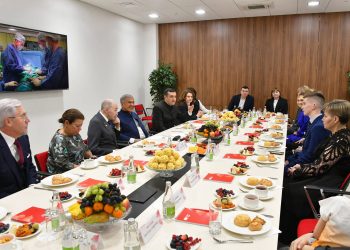 Минниханов встретился с реципиентами и их родственниками