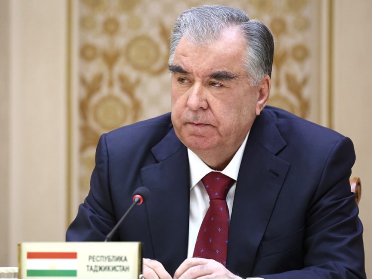 Президент Таджикистана посетит Казань