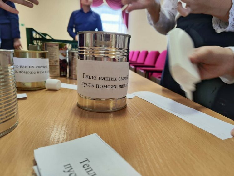 В Кукморском районе для бойцов СВО изготовили блиндажные свечи