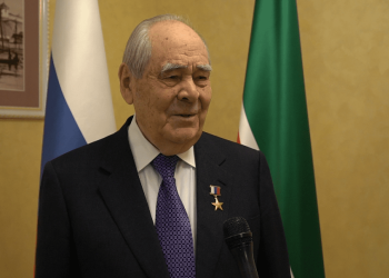 Минтимер Шаймиев поздравил татарстанцев с Днем защитника Отечества