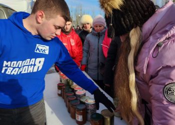 Пять активистов МГЕР оказывают волонтерскую помощь жителям Лисичанска и Мариуполя