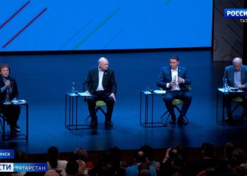 Жителям Буинска рассказали о достижениях РТ и РФ за прошедшие пять лет