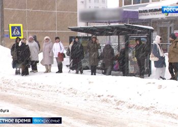 Рустам Минниханов поручил решить проблему с общественным транспортом