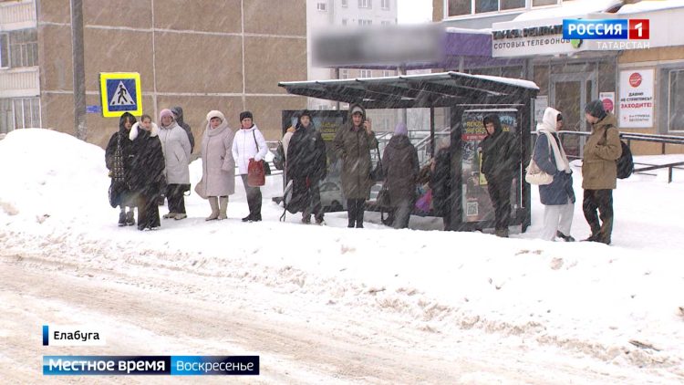 Рустам Минниханов поручил решить проблему с общественным транспортом