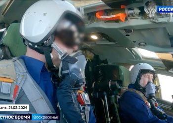 Полет на Ту-160М, встреча с Шаймиевым и открытие соцобъектов: итоги двухдневной рабочей поездки Путина в РТ