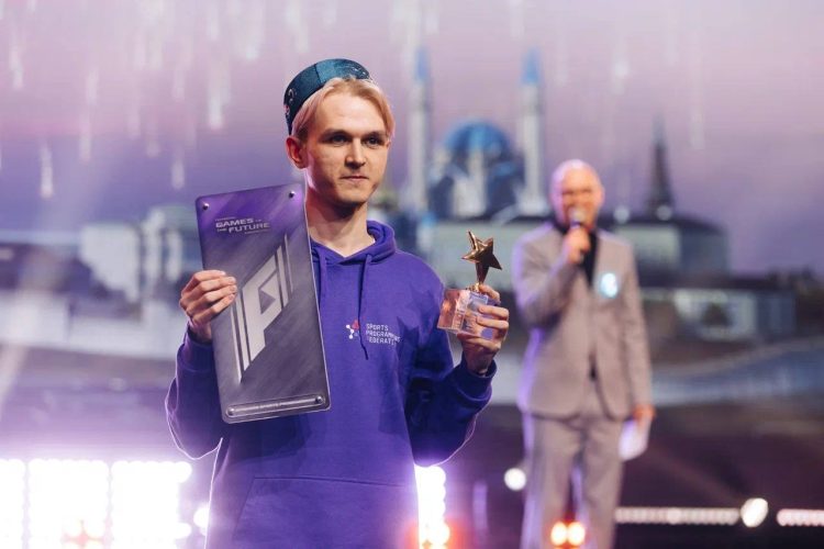 Федор Ромашов из Москвы выиграл соревнования по спортивному программированию на «Играх будущего»