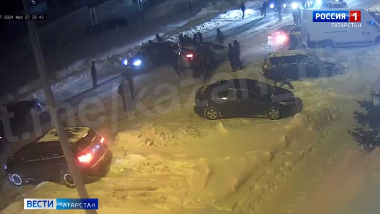 Стали известны подробности массовой драки на улице Кул Гали