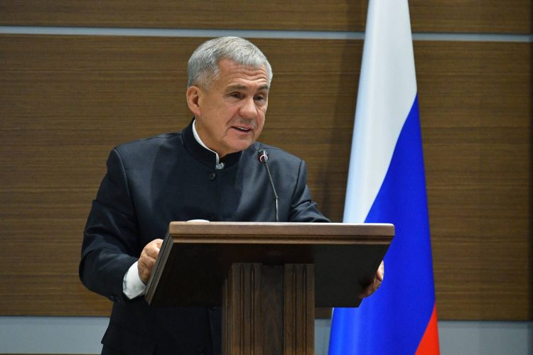 Минниханов принял участие в совещании Арбитражного суда РТ