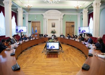 Метшин предложил создать Ассоциацию городов БРИКС с штаб-квартирой в Казани