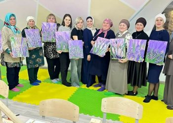 В Кукморском районе организовали арт-терапию для жен и матерей бойцов СВО