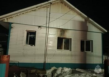 В Лениногорске при пожаре в частном доме погибли двое