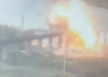 CNN: российские авиабомбы ФАБ-1500 ровняют позиции ВСУ с землей