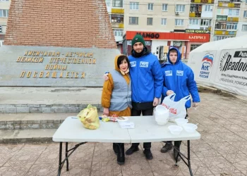 «Молодая Гвардия» из Татарстана продолжает оказывать гумпомощь Лисичанску