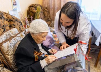 103-летняя жительница Альметьевска приняла участие в выборах Президента РФ