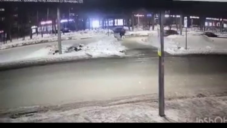 В Нижнекамске водитель легковушки сбил девушку на пешеходном переходе