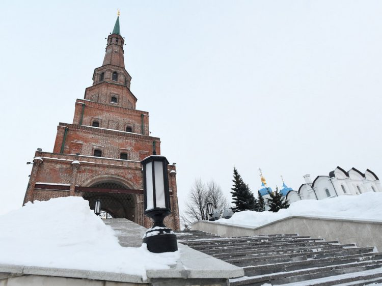 В Сочи появилась пятиметровая копия башни Сююмбике