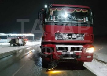 В Кукморском районе водитель легковушки пострадал в ДТП с КамАЗом