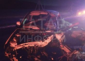 В Кукморском районе в ДТП с эвакуатором погиб водитель легковушки