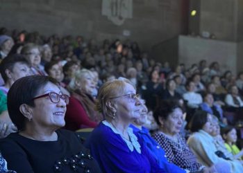 В Челнах поздравили с 8 Марта матерей и жен бойцов СВО