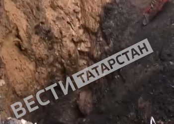 В Челнах на глубину около 5 метров обвалился грунт