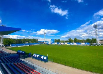 В Челнах заменят покрытие футбольного поля ФК КАМАЗ