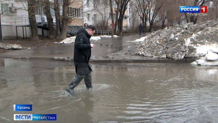 В Казани из-за непогоды затопило несколько улиц