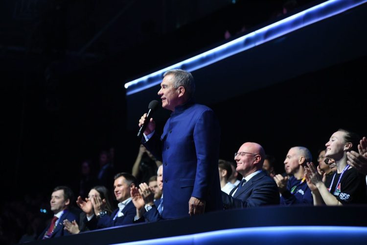 Минниханов поблагодарил Путина за решение провести «Игры будущего» в Казани